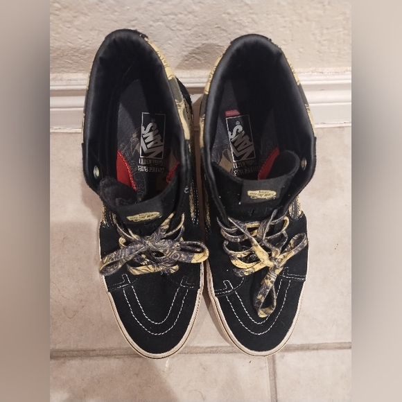 Van SpongeBob High Top Sneakers-Mens Size 12 - Picture 4 of 8